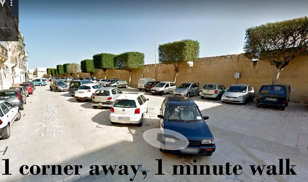 Vittoriosa Seafront Highly Furnished Apartment Fl 4 Birgu