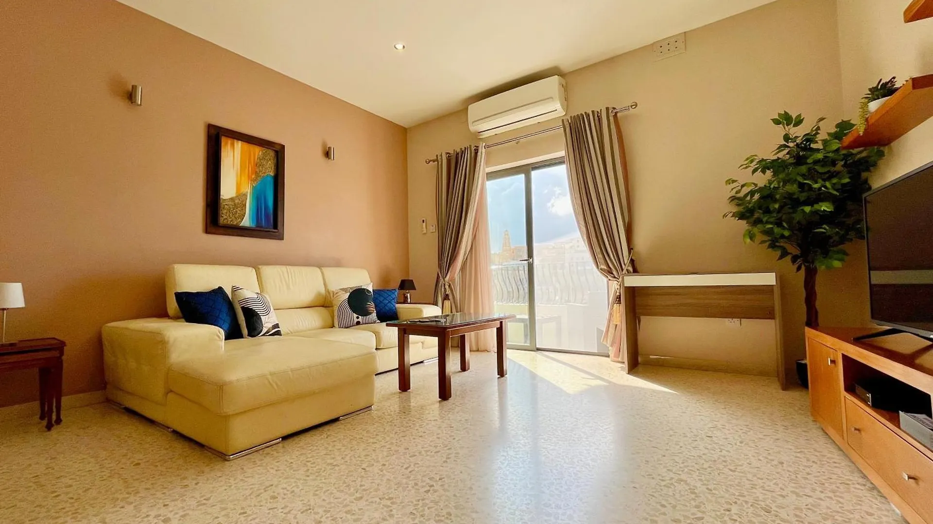 Vittoriosa Seafront Highly Furnished Apartment Fl 4
