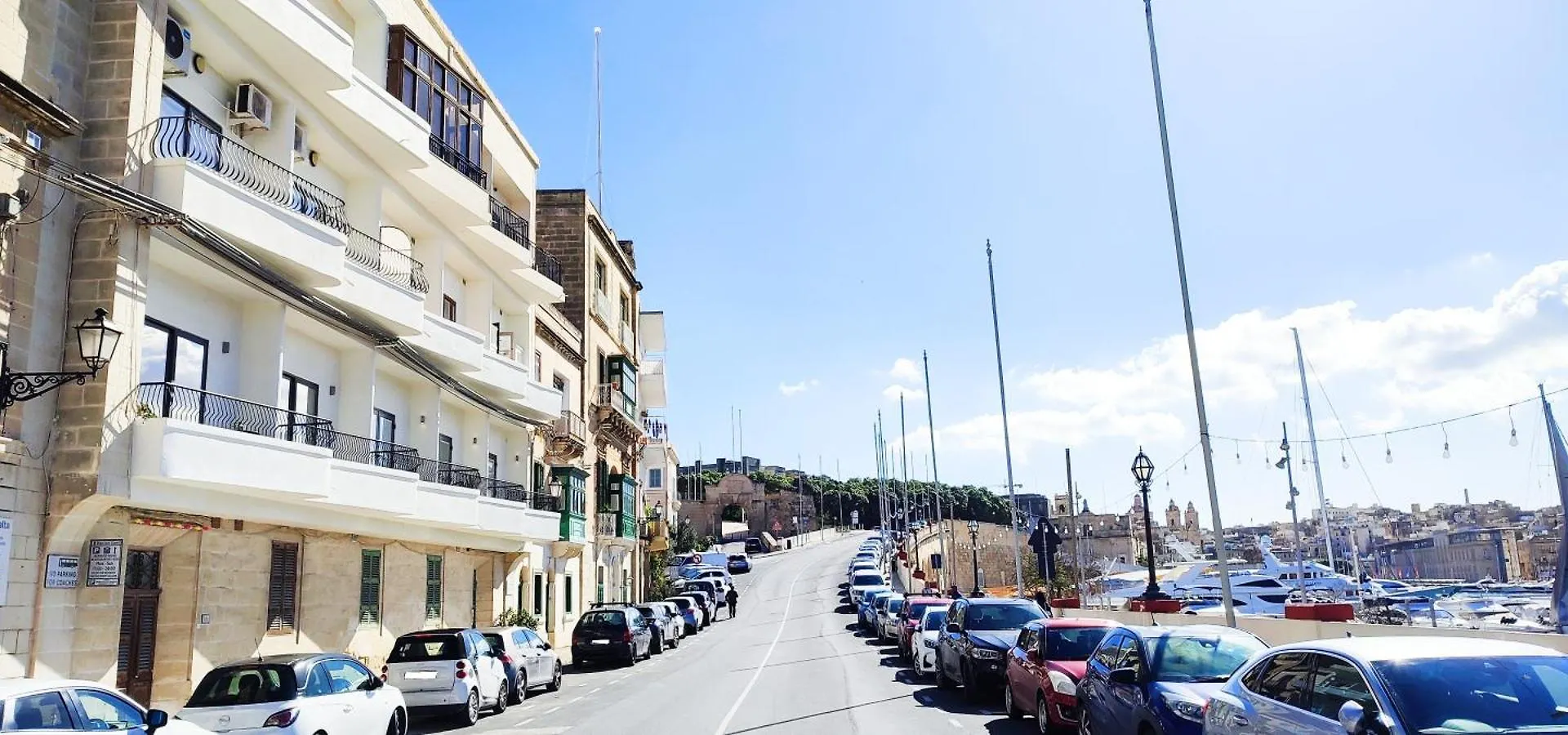 Vittoriosa Seafront Highly Furnished Apartment Fl 4 0*, Birgu