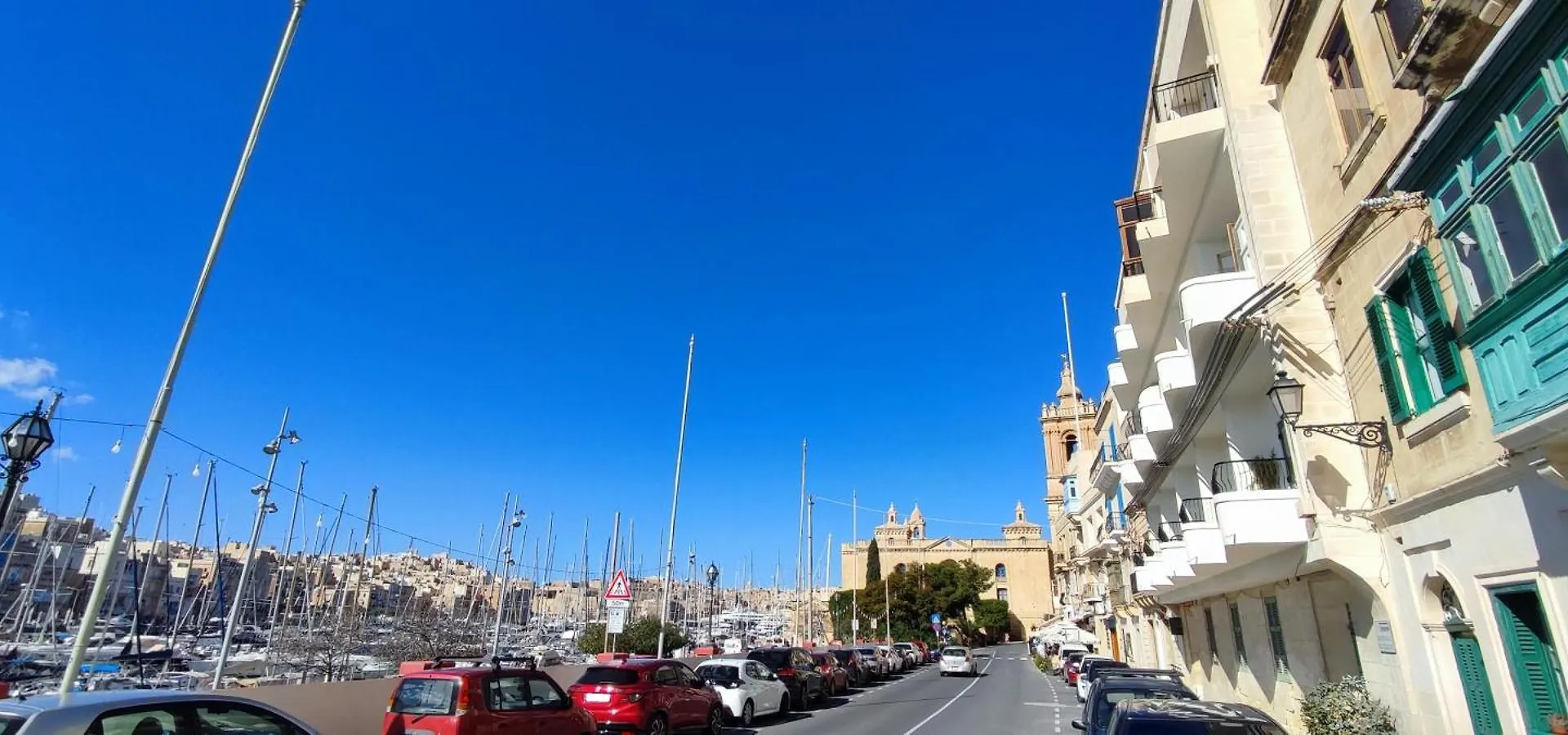 Vittoriosa Seafront Highly Furnished Apartment Fl 4