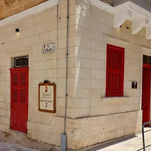 Number 12 Birgu